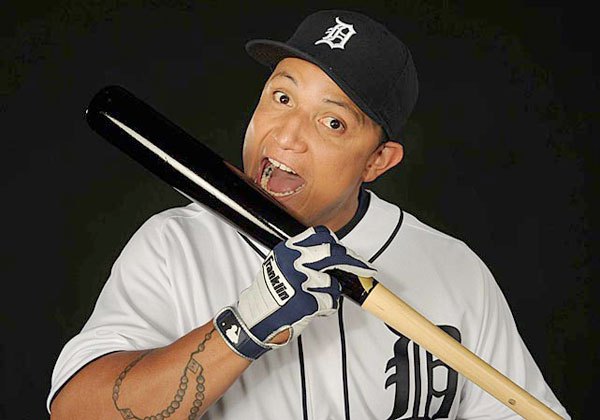 Miggy-eating-bat.jpg